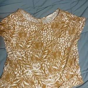 Yellow/mustard and white shirt sleeve shirt. Size large by Christian Siriano.